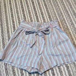 American eagle Tie Paper bag shorts